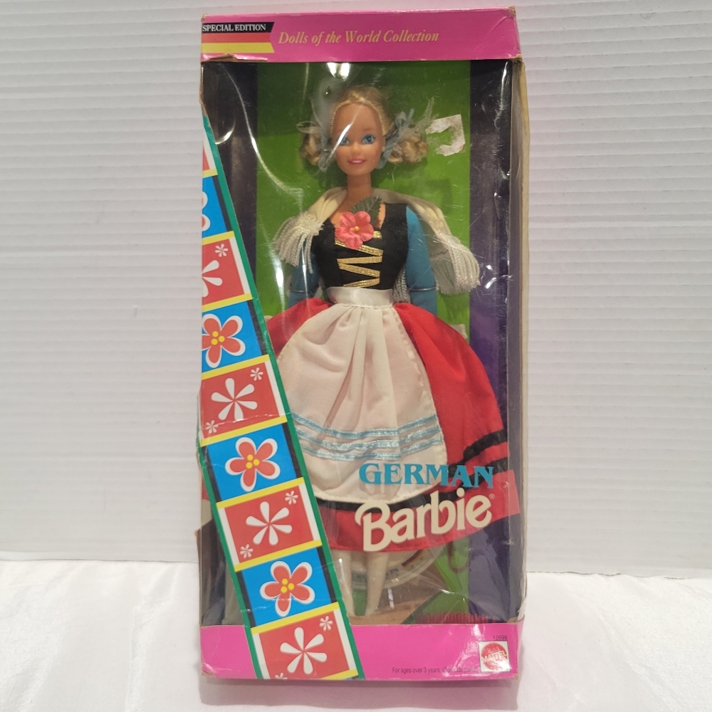 German Barbie Dolls Of The Woels Exclusive NRFB 1994